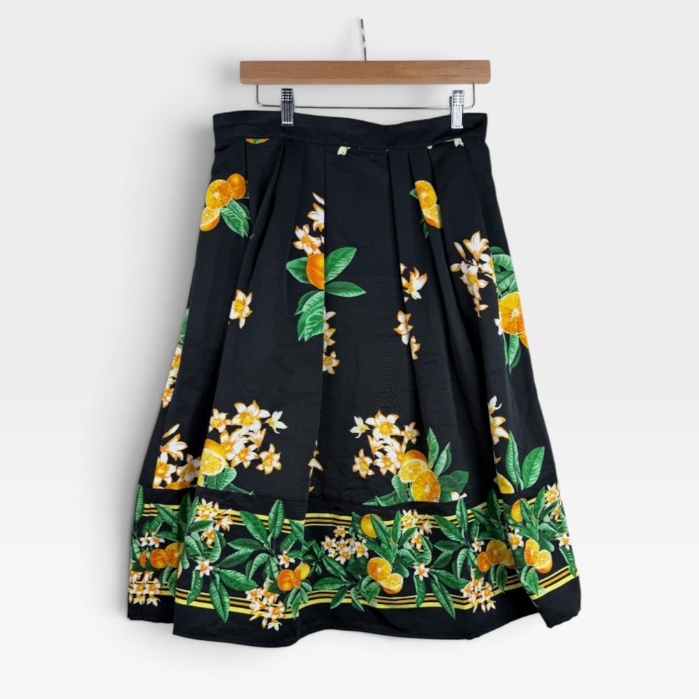 NWT Eva Mendes New York & Company Black A Line Skirt Size 8 Citrus Fruit Floral